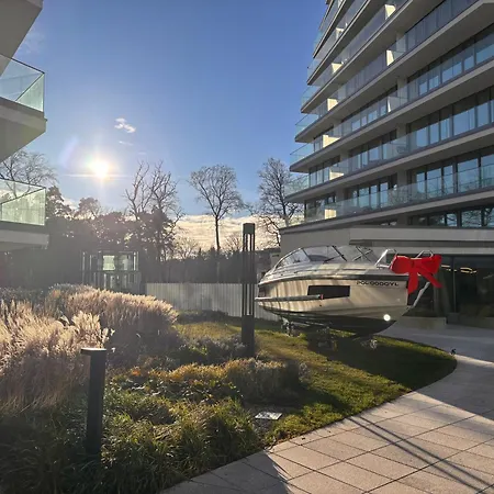 Crest View 777th - & Seaview Apartman *